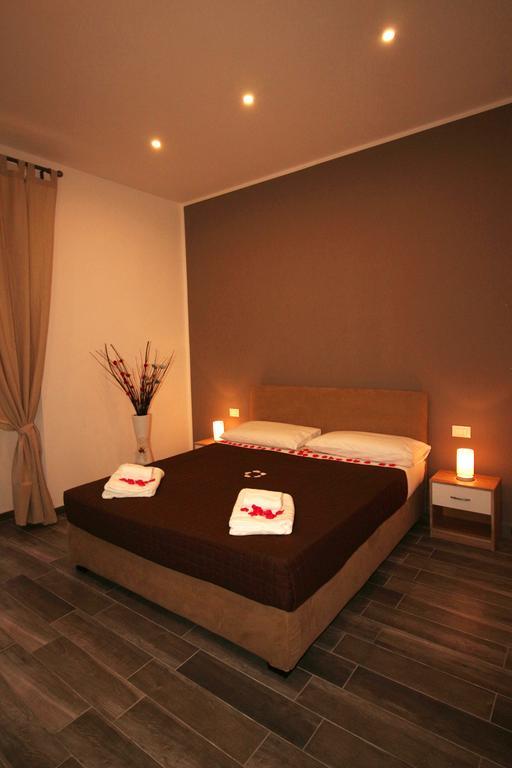 Mi.Ro Rooms Rom Exteriör bild