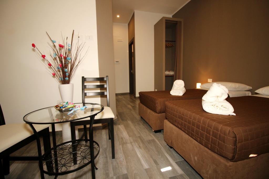 Mi.Ro Rooms Rom Exteriör bild