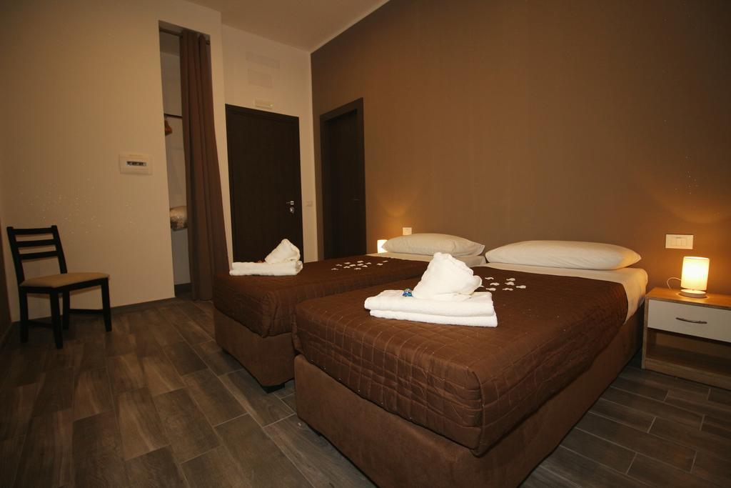 Mi.Ro Rooms Rom Exteriör bild